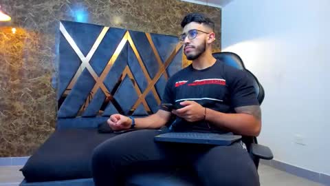 LIAM KLEIN online show from 09.25.25