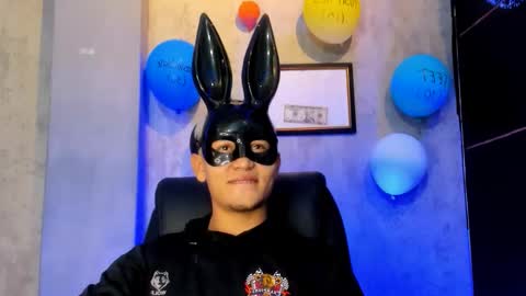 liam_knight online show from 11.24.25