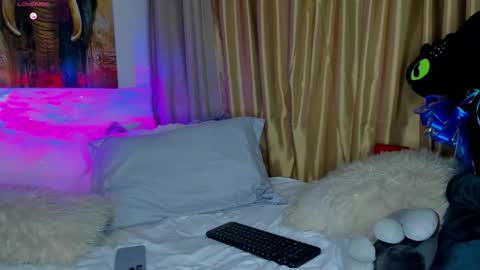 liam online show from 11.18.25