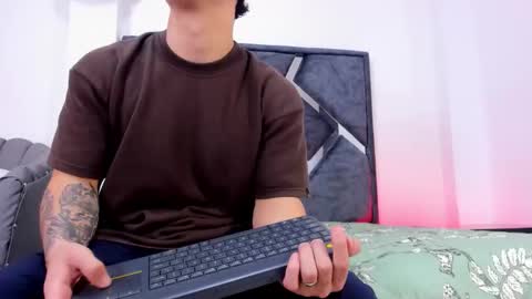 Call me Lian online show from 01.17.26