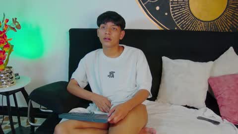 Snapshot of liam_sinclair chatting on 02.17.26 Liam online show from 02.17.26