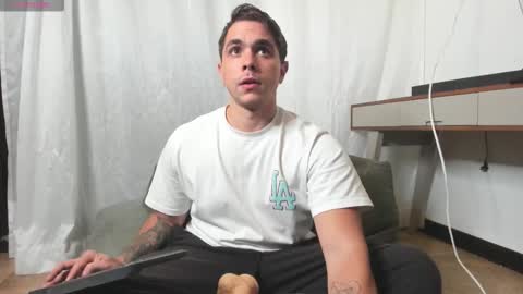 Snapshot of liam_walk chatting on 10.30.25 Liam online show from 10.30.25