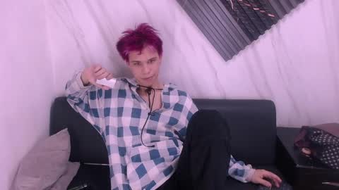 liam_york online show from 04.26.26