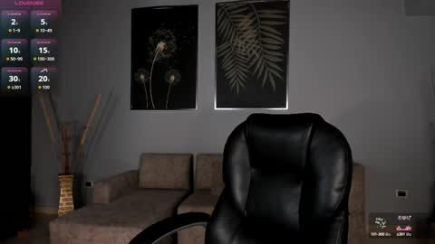 Snapshot of liammcarter chatting on 09.30.25 Liam online show from 09.30.25