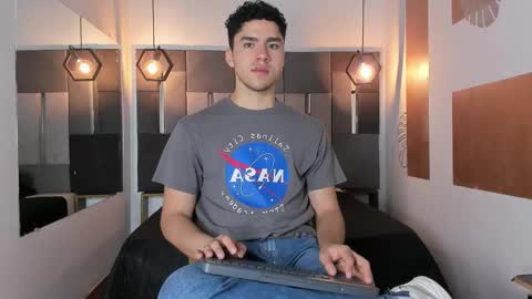 Liam online show from 03.04.26