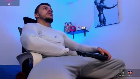 Snapshot of liamreigns_ chatting on 06.18.26 liam online show from 06.18.26
