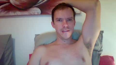 Snapshot of liamrosezn chatting on 12.02.24 LiamRose online show from 12.02.24