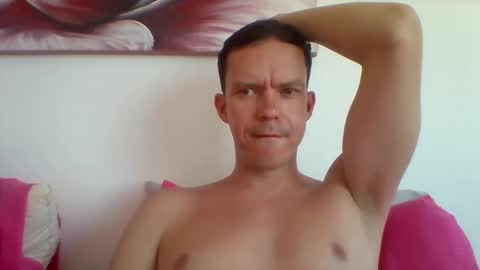 Snapshot of liamrosezn chatting on 12.15.24 LiamRose online show from 12.15.24