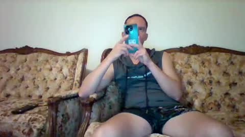 Snapshot of liamrosezn chatting on 03.06.25 LiamRose online show from 03.06.25
