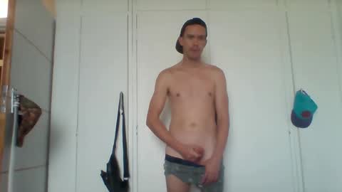 Snapshot of liamrosezn chatting on 03.29.26 LiamRose online show from 03.29.26