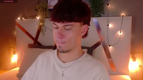 Liam Thunder online show from 11.25.25