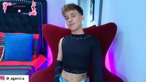 Snapshot of liamwild20 chatting on 09.27.25 liam online show from 09.27.25