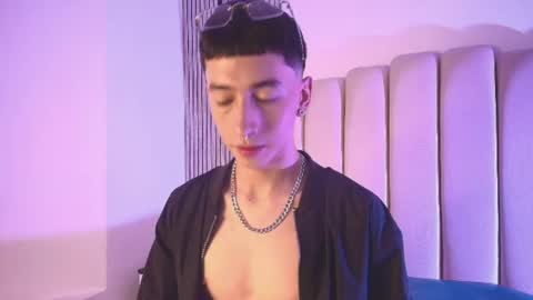 lian_cameron online show from 06.16.26