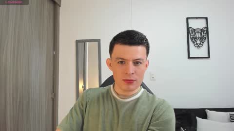 lian_eathan online show from 10.10.25