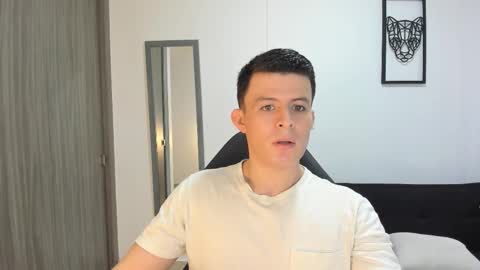 lian_eathan online show from 10.18.25