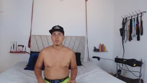 Snapshot of liana_asaff chatting on 02.25.26 Mistress Liana - Sir Asaf online show from 02.25.26