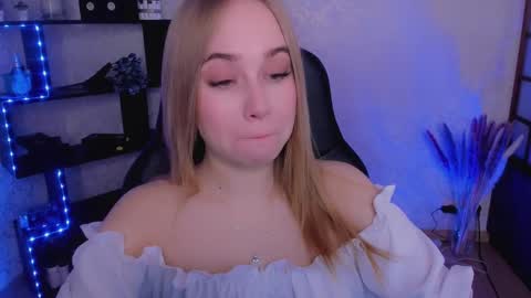 Liana online show from 01.26.25