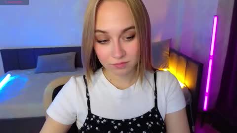 Liana online show from 09.18.25