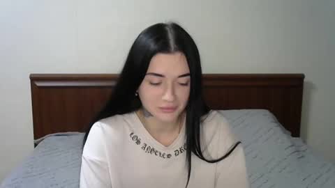 Snapshot of liana_diva chatting on 12.08.24 liana_diva online show from 12.08.24