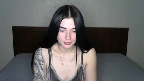 Snapshot of liana_diva chatting on 01.21.25 liana_diva online show from 01.21.25
