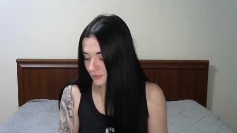 Snapshot of liana_diva chatting on 02.19.25 liana_diva online show from 02.19.25