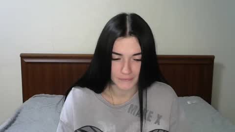 Snapshot of liana_diva chatting on 02.25.25 liana_diva online show from 02.25.25