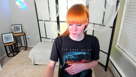 Snapshot of liannalawson chatting on 01.08.25 Lianna Lawson online show from 01.08.25