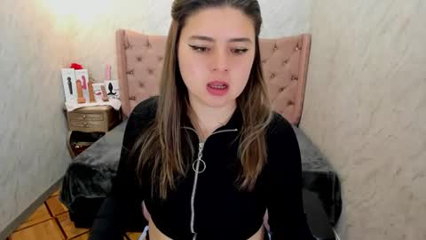 Snapshot of lianngrace chatting on 02.22.25 Grace online show from 02.22.25