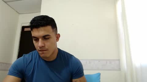 Snapshot of lianstonne chatting on 04.22.26 Liamstonne online show from 04.22.26