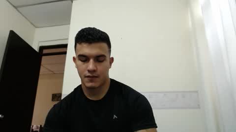 Snapshot of lianstonne chatting on 05.04.26 Liamstonne online show from 05.04.26