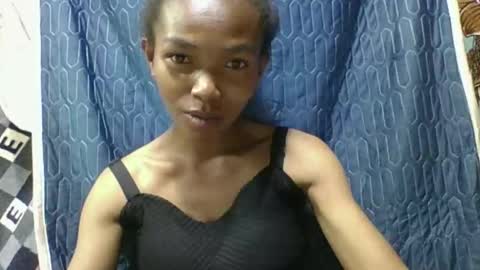 Snapshot of liaraisha chatting on 09.18.25 liaraisha online show from 09.18.25