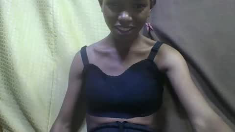 Snapshot of liaraisha chatting on 09.20.25 liaraisha online show from 09.20.25