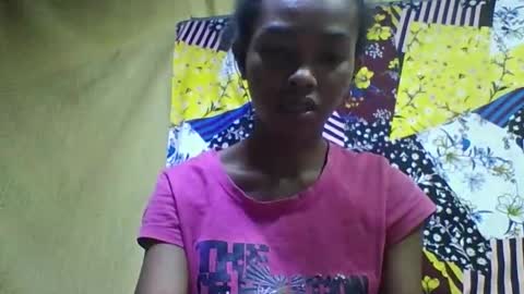 Snapshot of liaraisha chatting on 10.31.25 liaraisha online show from 10.31.25