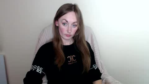 Lia online show from 05.20.26