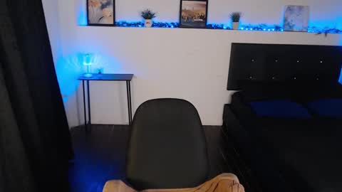 Snapshot of liascarlett chatting on 12.08.24 LiaScarlett online show from 12.08.24