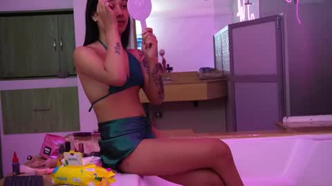 liasuaza online show from 03.17.26