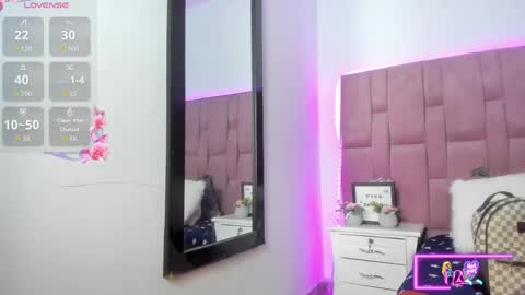Snapshot of liat_vega chatting on 05.16.26 Lyath Vega online show from 05.16.26