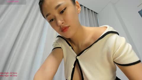 Lia online show from 02.17.25