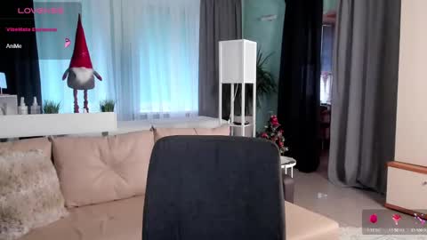 Snapshot of libby_nora chatting on 12.29.24 Libby online show from 12.29.24