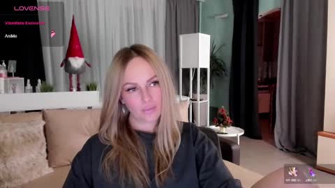 Snapshot of libby_nora chatting on 01.07.25 Libby online show from 01.07.25