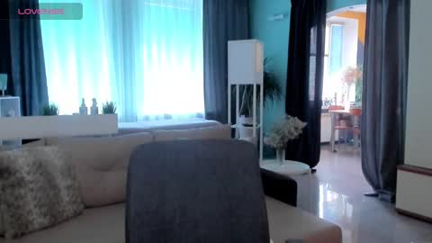 Snapshot of libby_nora chatting on 02.13.25 Libby online show from 02.13.25