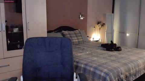 Snapshot of libby_nora chatting on 11.03.25 Libby online show from 11.03.25