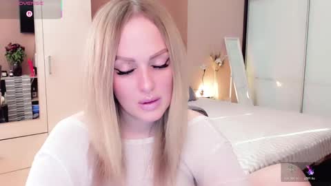 Snapshot of libby_nora chatting on 03.15.26 Libby online show from 03.15.26