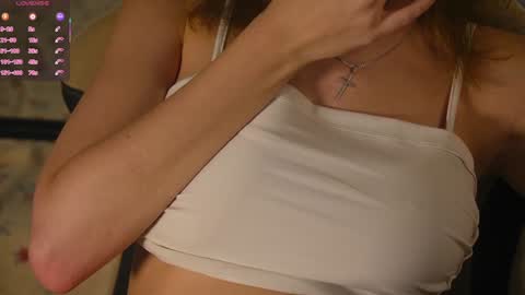 Snapshot of libbyshepard chatting on 09.21.25 Elena online show from 09.21.25