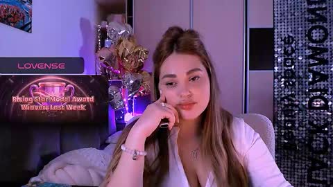 Snapshot of libra_mia chatting on 11.24.25 libra_mia online show from 11.24.25