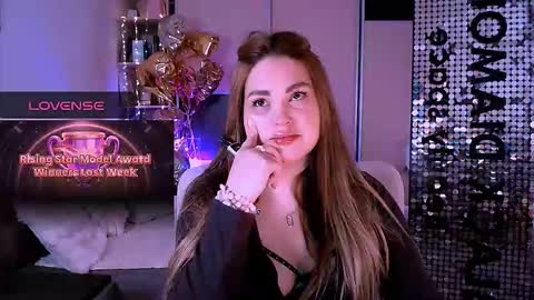 Snapshot of libra_mia chatting on 11.27.25 libra_mia online show from 11.27.25