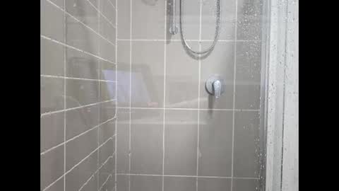 lickitwell29 online show from 12.14.24