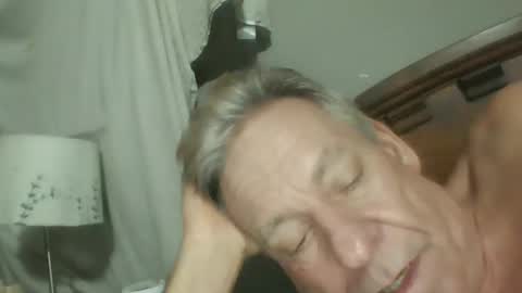 Snapshot of lickmysnowballs chatting on 01.17.25 lickmysnowballs online show from 01.17.25