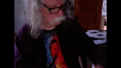 LickYourYoni online show from 05.25.26
