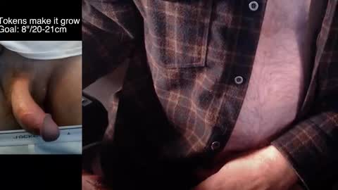 Snapshot of liebestool008 chatting on 11.28.25 8curve online show from 11.28.25